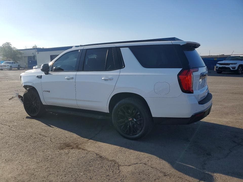 2021 GMC YUKON AT4 2