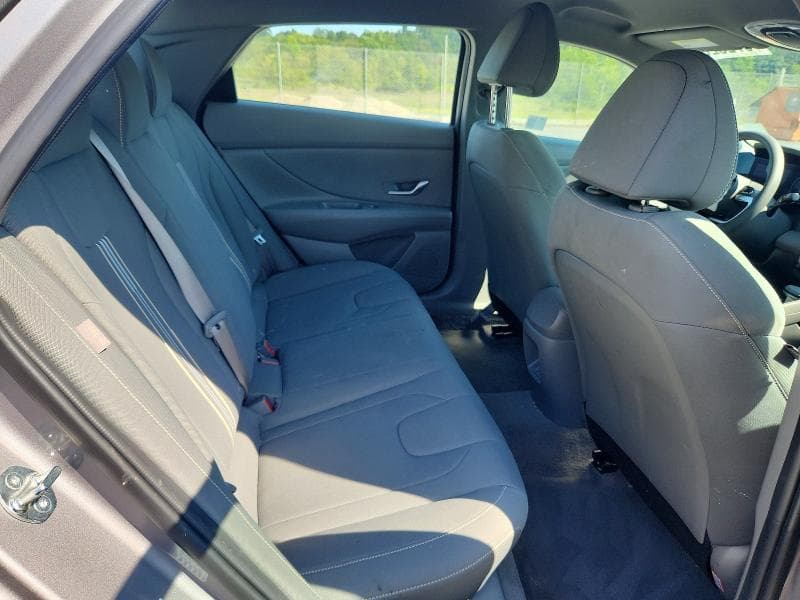 2024 HYUNDAI ELANTRA SEL 10