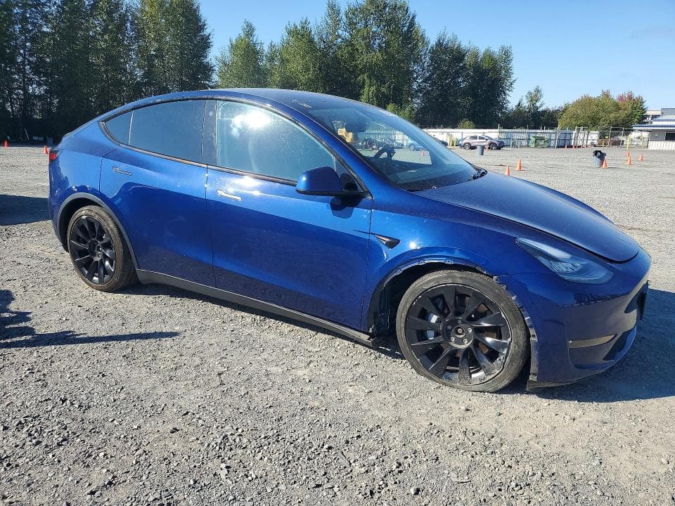 2021 TESLA MODEL Y 4