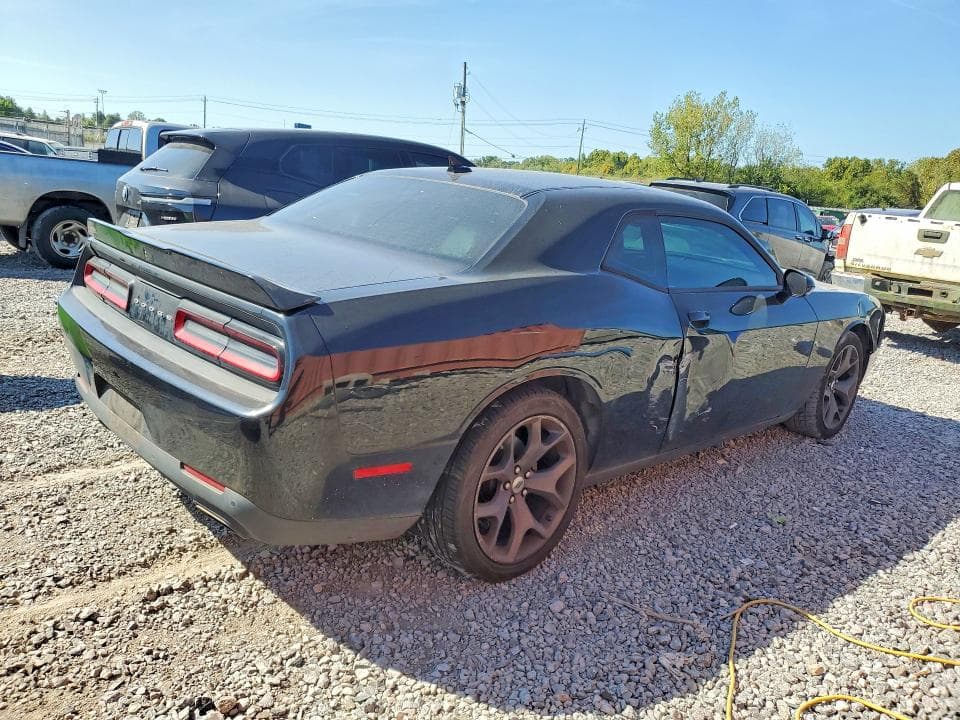 2017 DODGE CHALLENGER SXT 3