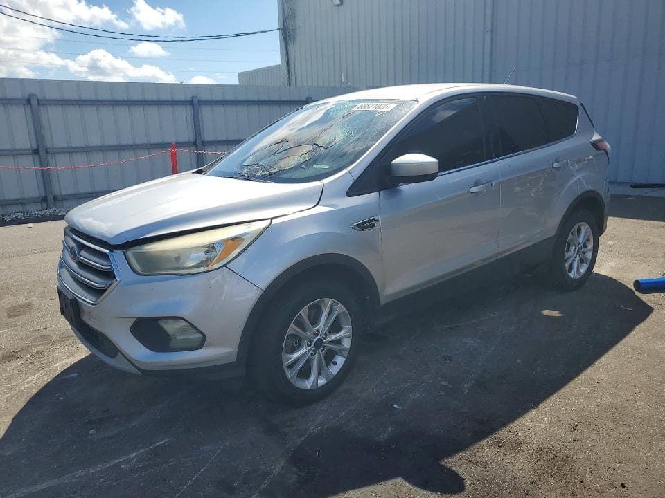 2017 FORD ESCAPE SE - 1