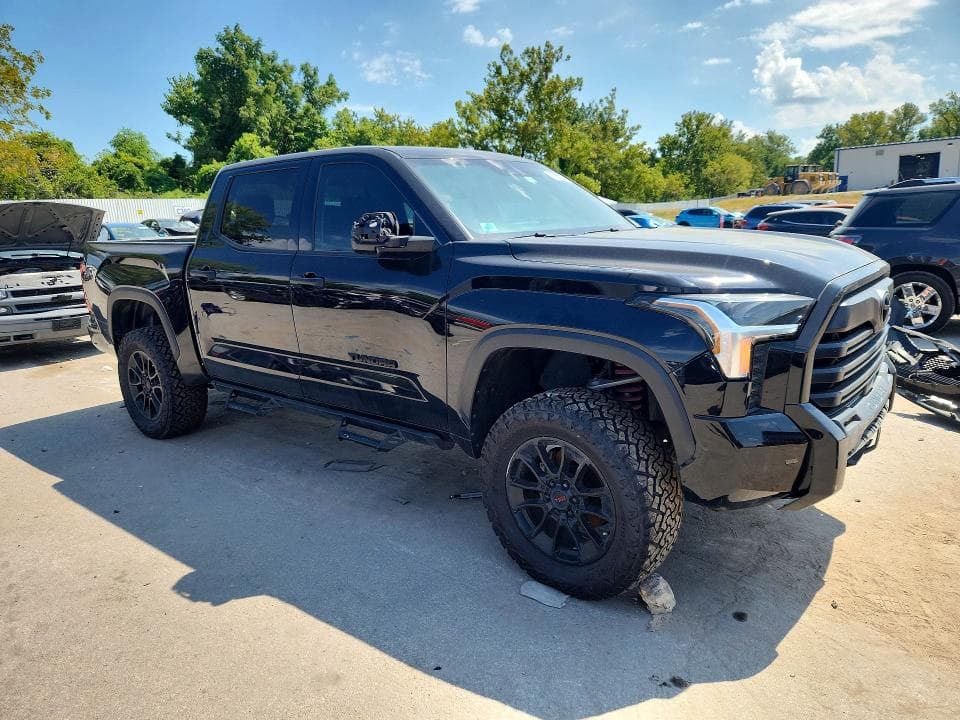 2024 TOYOTA TUNDRA SR5 4