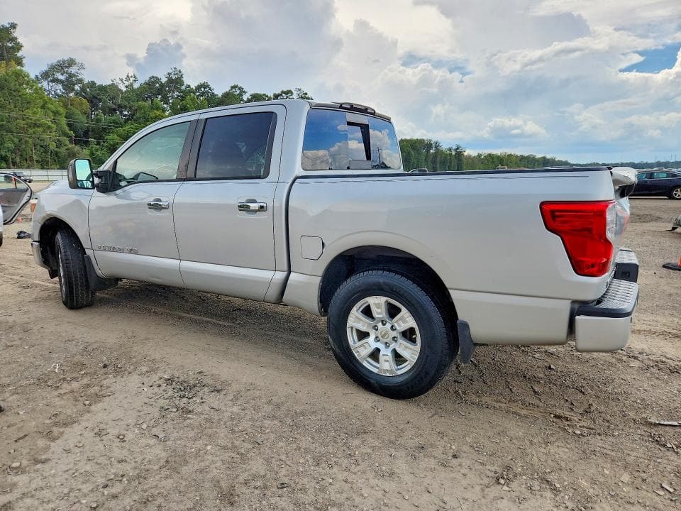 2018 NISSAN TITAN SV 2