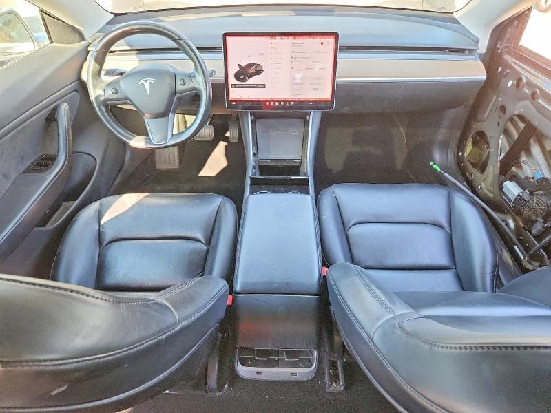 2018 TESLA MODEL 3 8