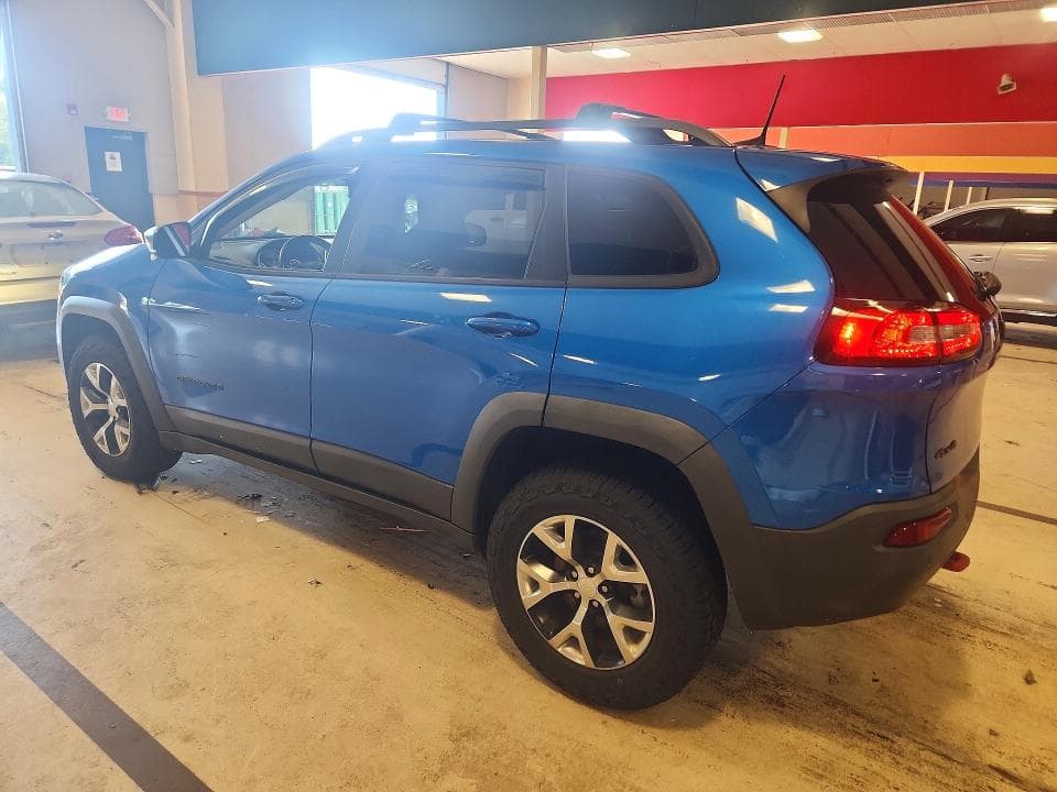 2018 JEEP CHEROKEE TRAILHAWK 2