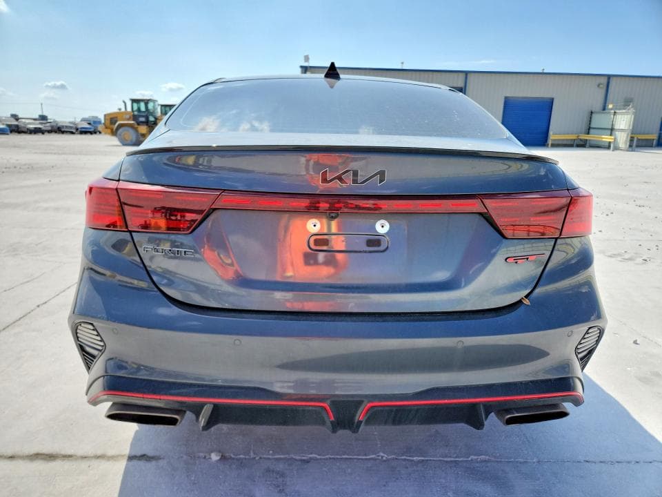 2023 KIA FORTE GT 6