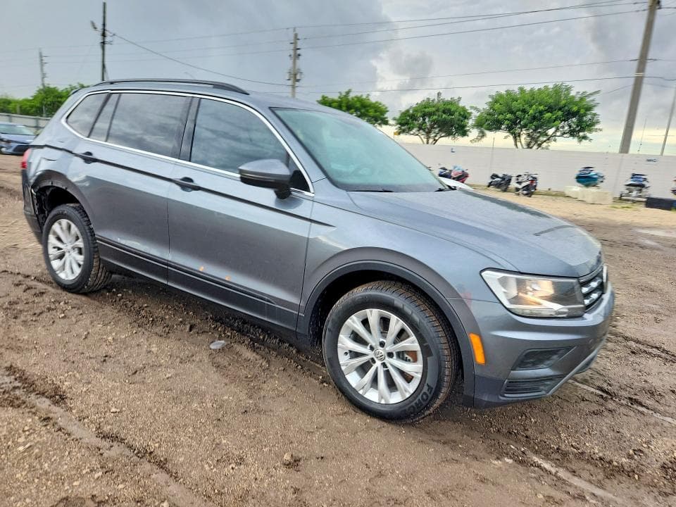 2019 VOLKSWAGEN TIGUAN SE 4