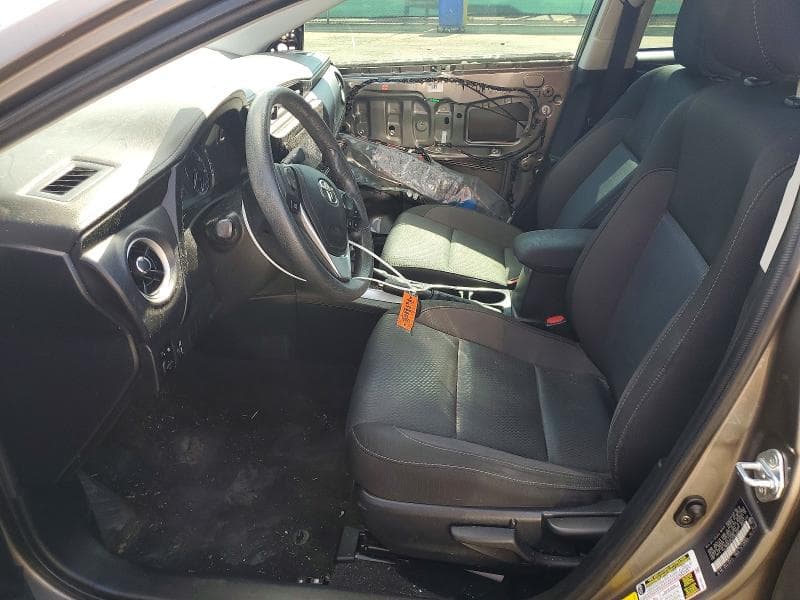 2017 TOYOTA COROLLA LE 7