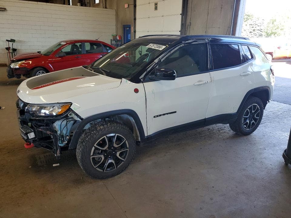 2025 JEEP COMPASS TRAILHAWK - 1