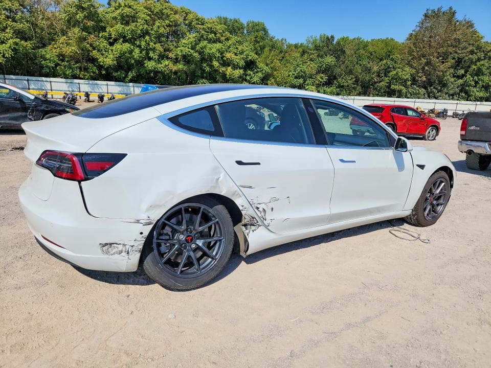 2018 TESLA MODEL 3 3