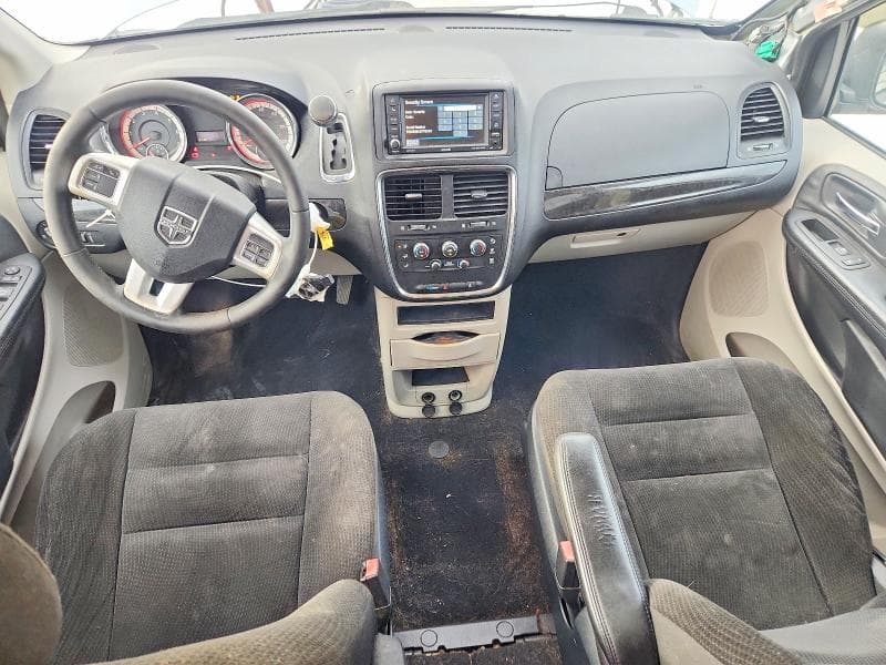 2017 DODGE GRAND CARAVAN SE 8