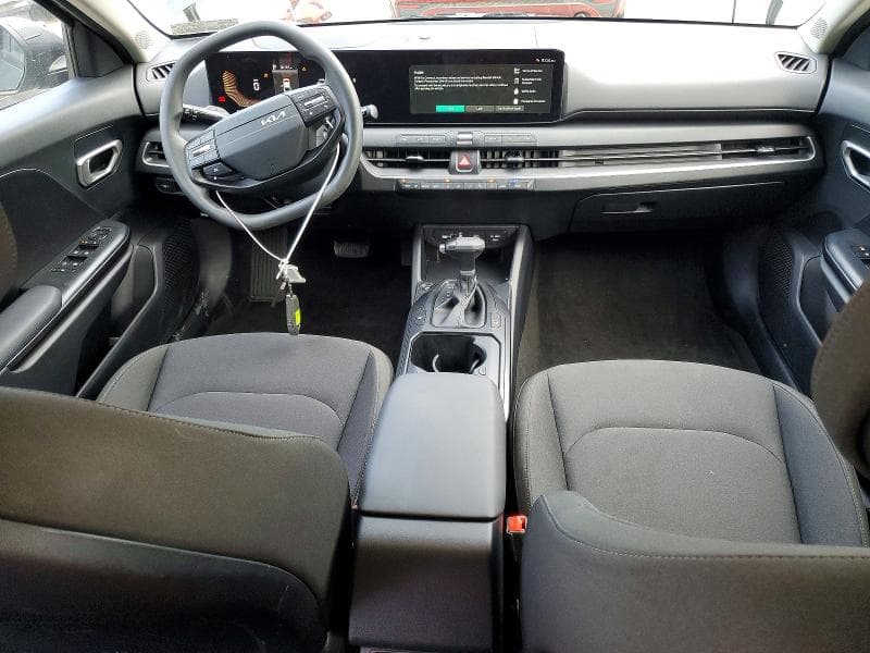 2026 KIA K4 LXS 8