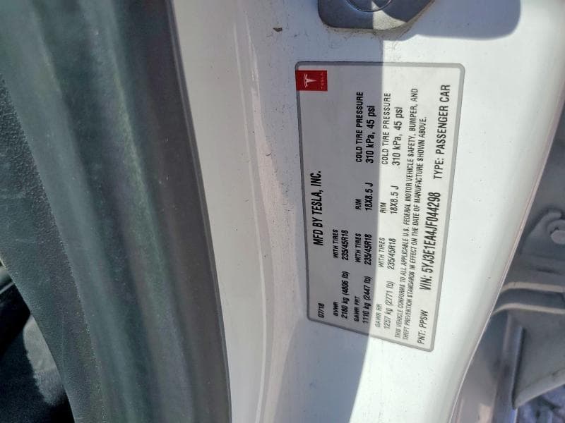2018 TESLA MODEL 3 12