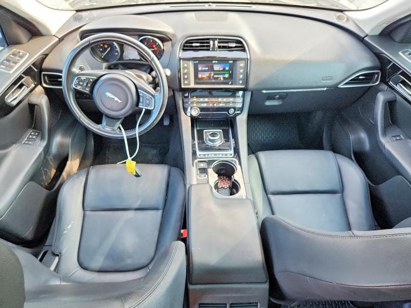 2017 JAGUAR F-PACE PREMIUM 8