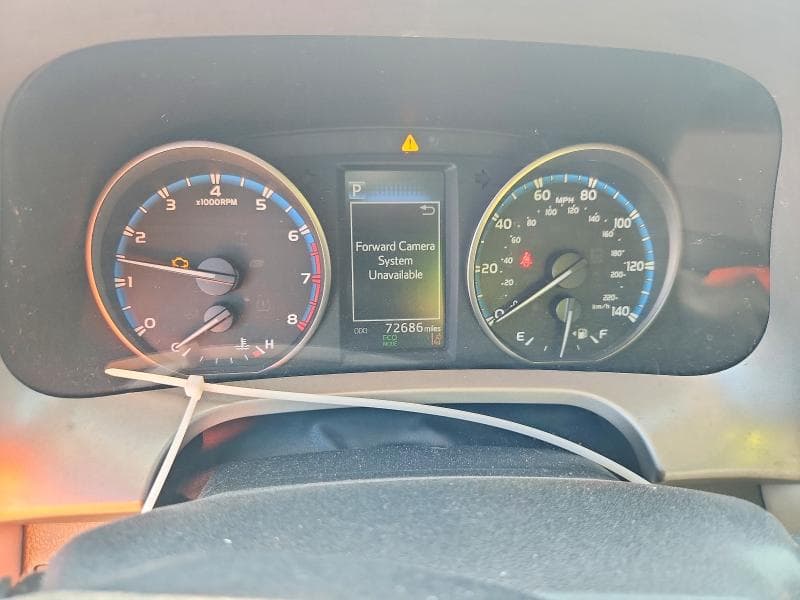 2017 TOYOTA RAV4 XLE 9