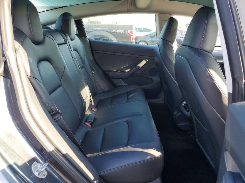 2023 TESLA MODEL 3 10