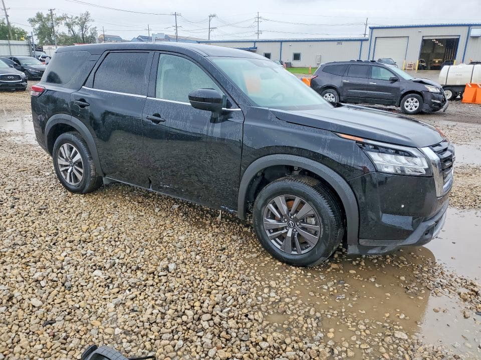 2023 NISSAN PATHFINDER SL 4