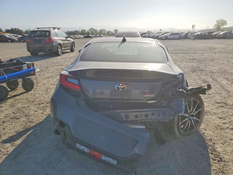 2025 TOYOTA GR86 BASE 6
