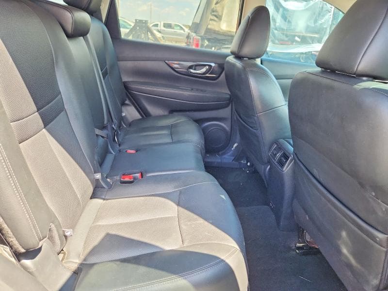 2019 NISSAN ROGUE SL 11