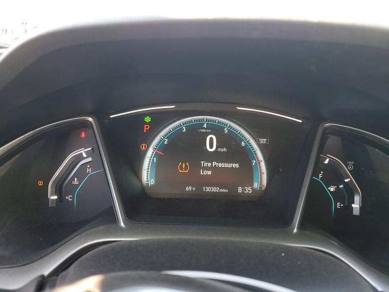 2017 HONDA CIVIC EX 9
