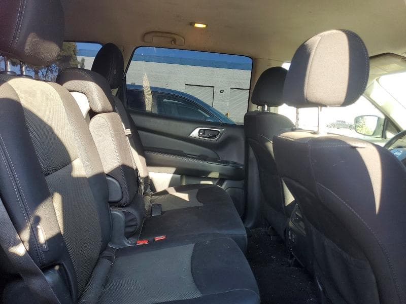 2018 NISSAN PATHFINDER S 11