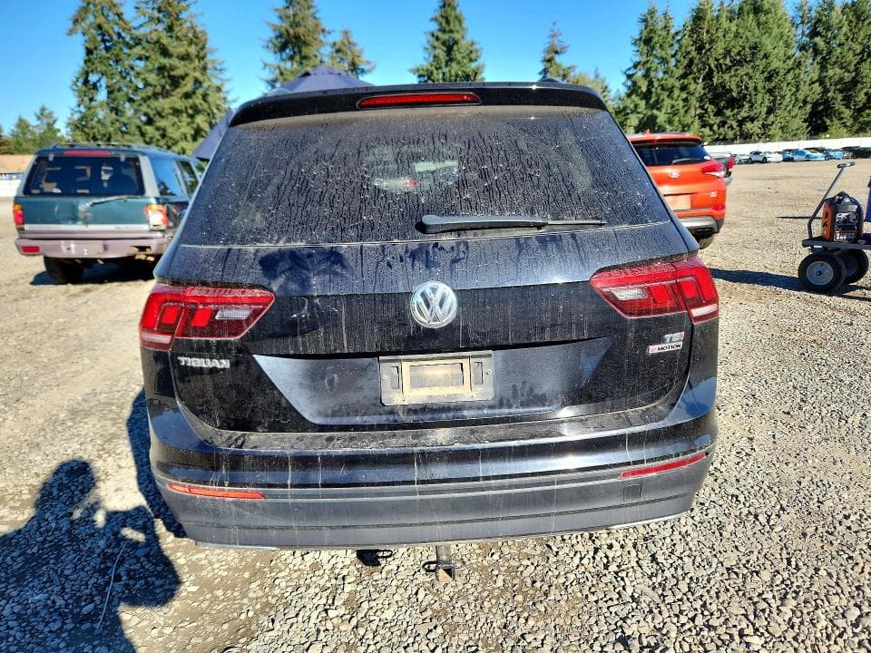 2018 VOLKSWAGEN TIGUAN S 6