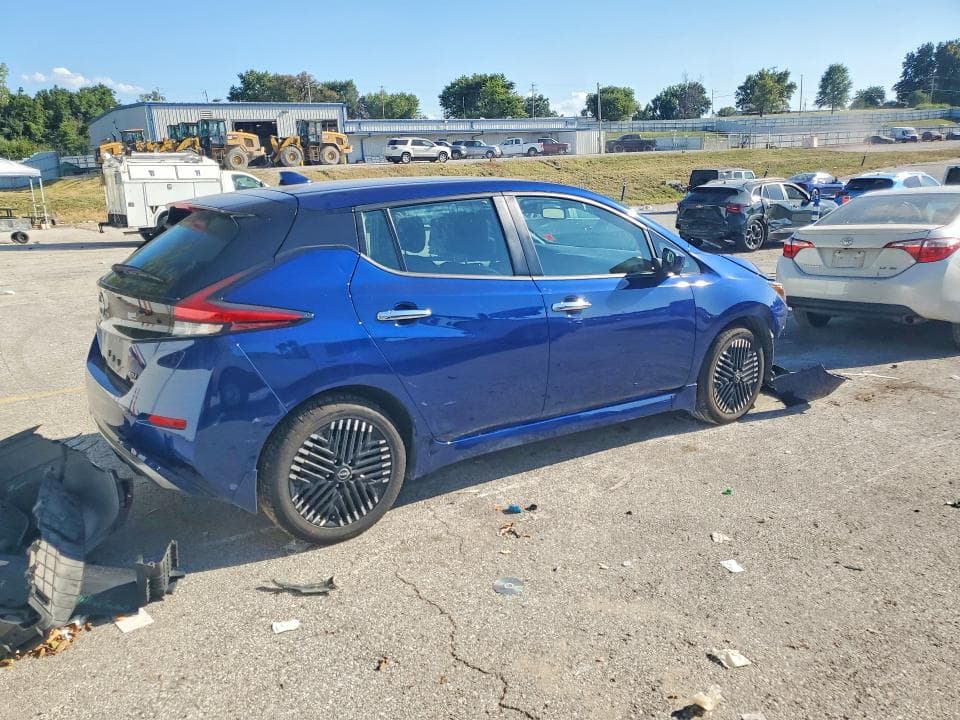 2023 NISSAN LEAF SV PLUS 3