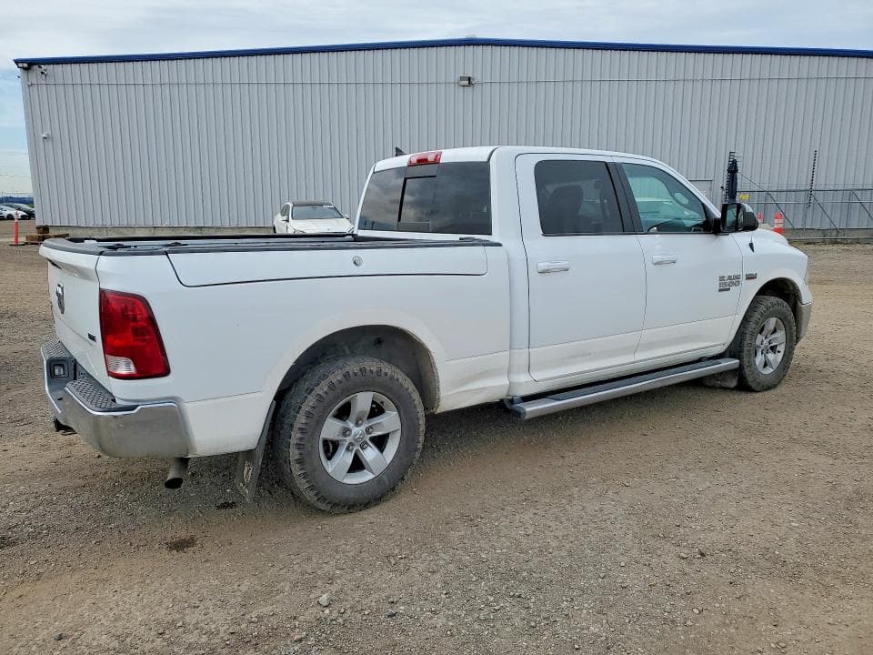 2019 RAM 1500 CLASSIC SLT 3