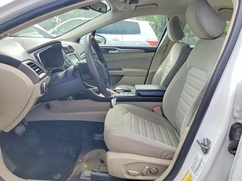 2020 FORD FUSION SE 7