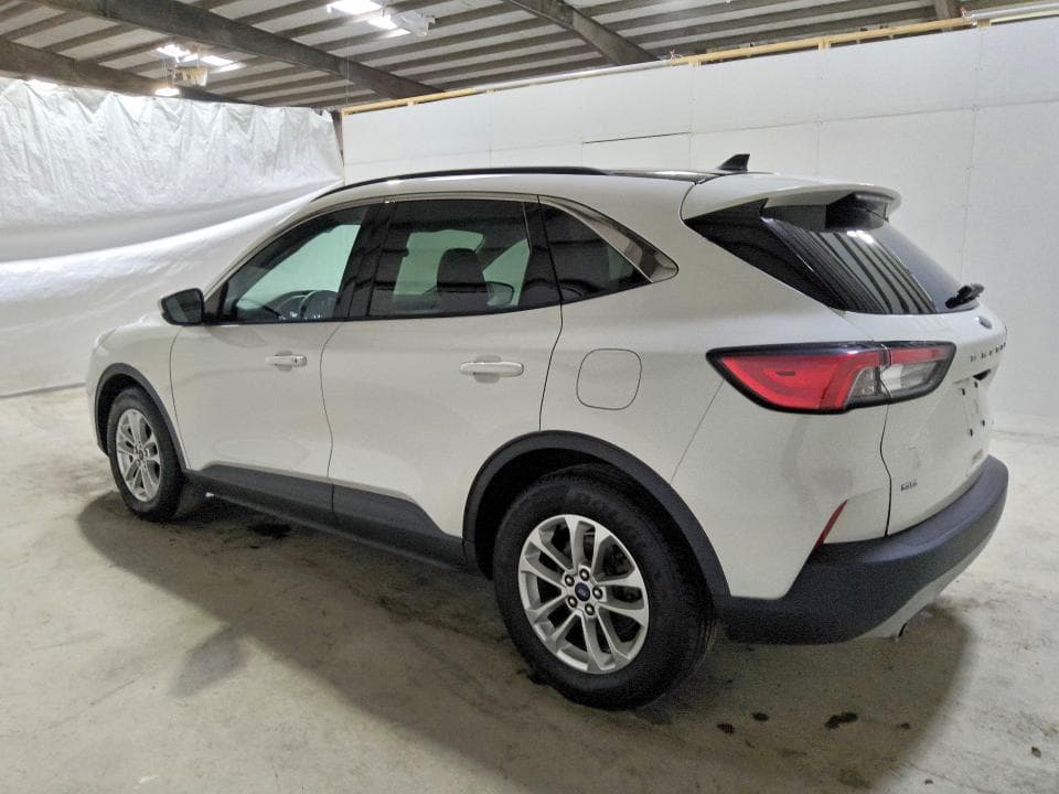 2020 FORD ESCAPE SE 2