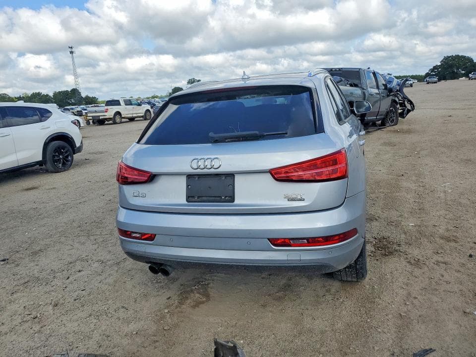 2017 AUDI Q3 PREMIUM 6