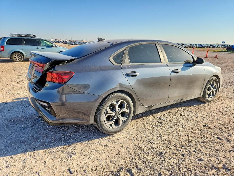 2020 KIA FORTE LXS 3