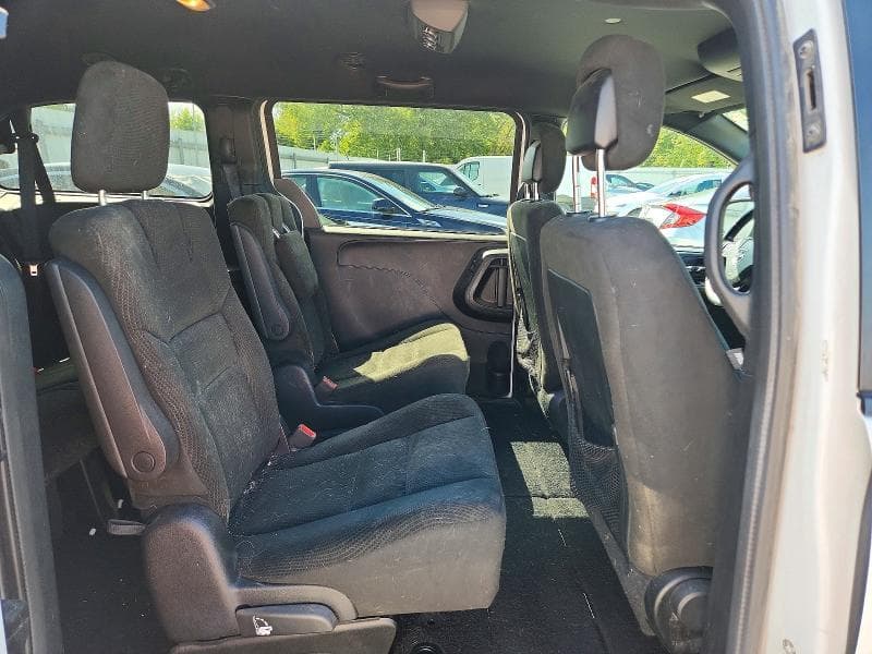 2017 DODGE GRAND CARAVAN SE 11