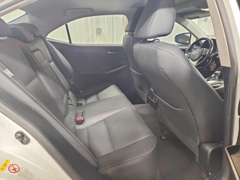 2017 LEXUS IS 300 10