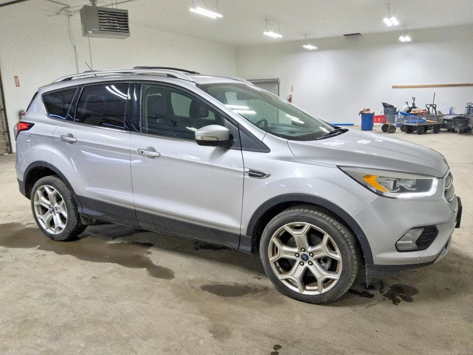 2017 FORD ESCAPE TITANIUM 4