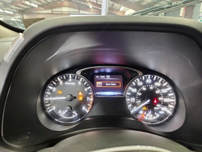 2018 NISSAN PATHFINDER S 9