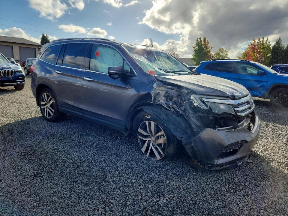 2017 HONDA PILOT TOURING 4