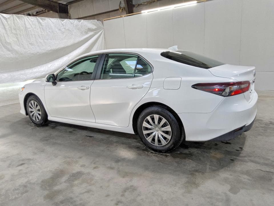 2023 TOYOTA CAMRY LE 2