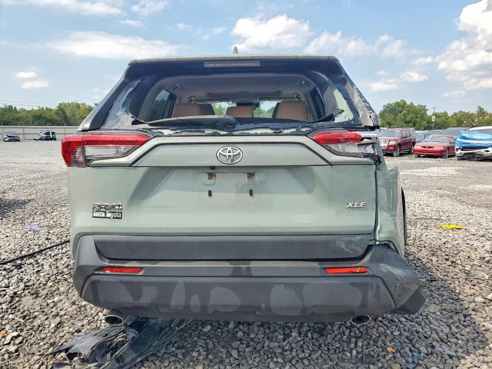 2020 TOYOTA RAV4 XLE PREMIUM 6