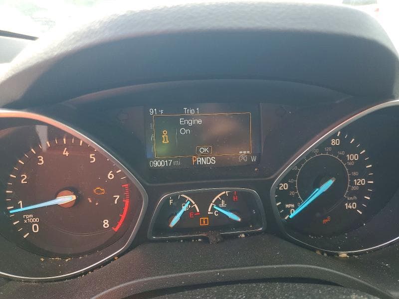 2017 FORD ESCAPE SE 9