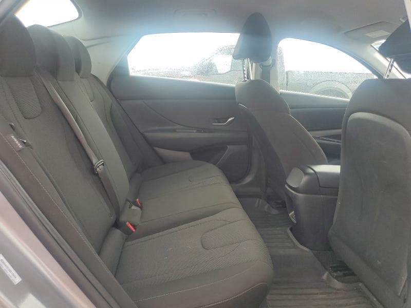 2025 HYUNDAI ELANTRA SE 10