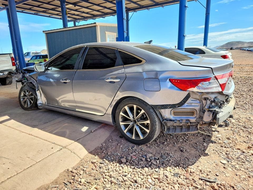 2017 HYUNDAI AZERA BASE 2