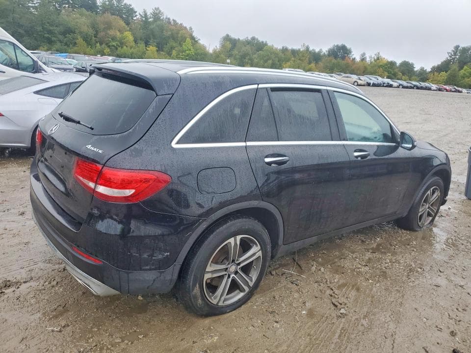 2017 MERCEDES-BENZ GLC 300 4MATIC 3