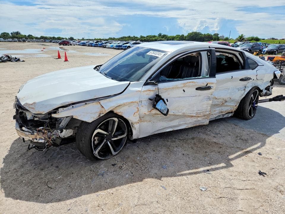 2018 HONDA ACCORD TOURING - 1