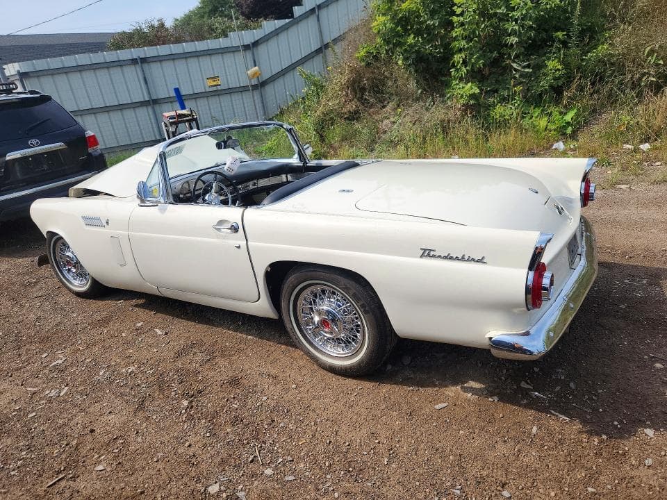 1956 FORD THUNDERBIRD 2