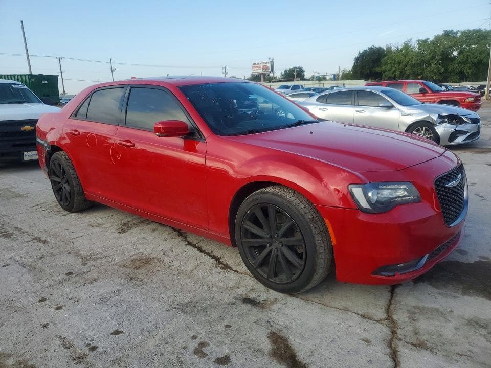 2017 CHRYSLER 300 S 4
