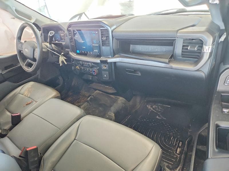 2025 FORD F150 XL 8