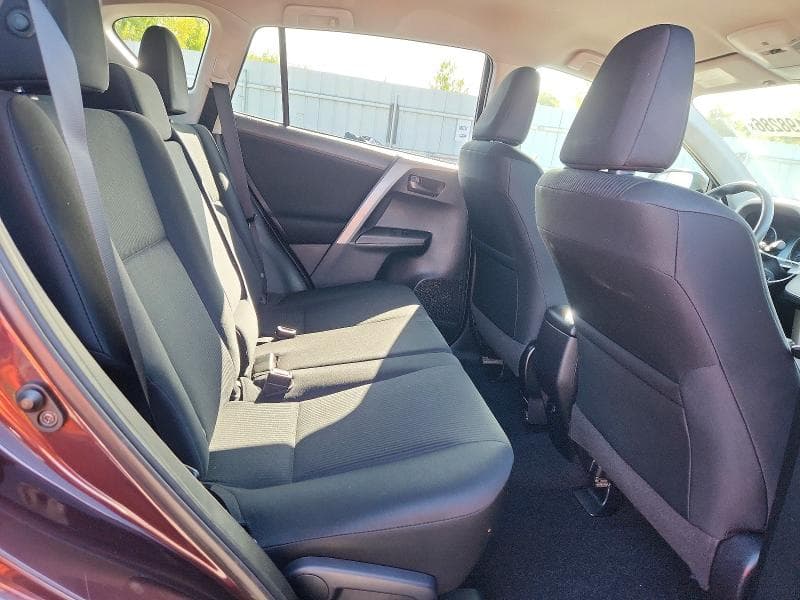 2017 TOYOTA RAV4 LE 11