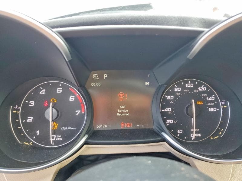 2017 ALFA ROMEO GIULIA TI 9