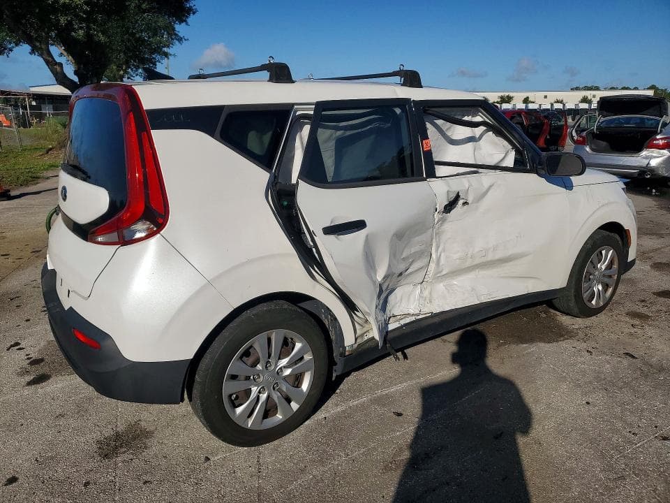 2020 KIA SOUL LX 3